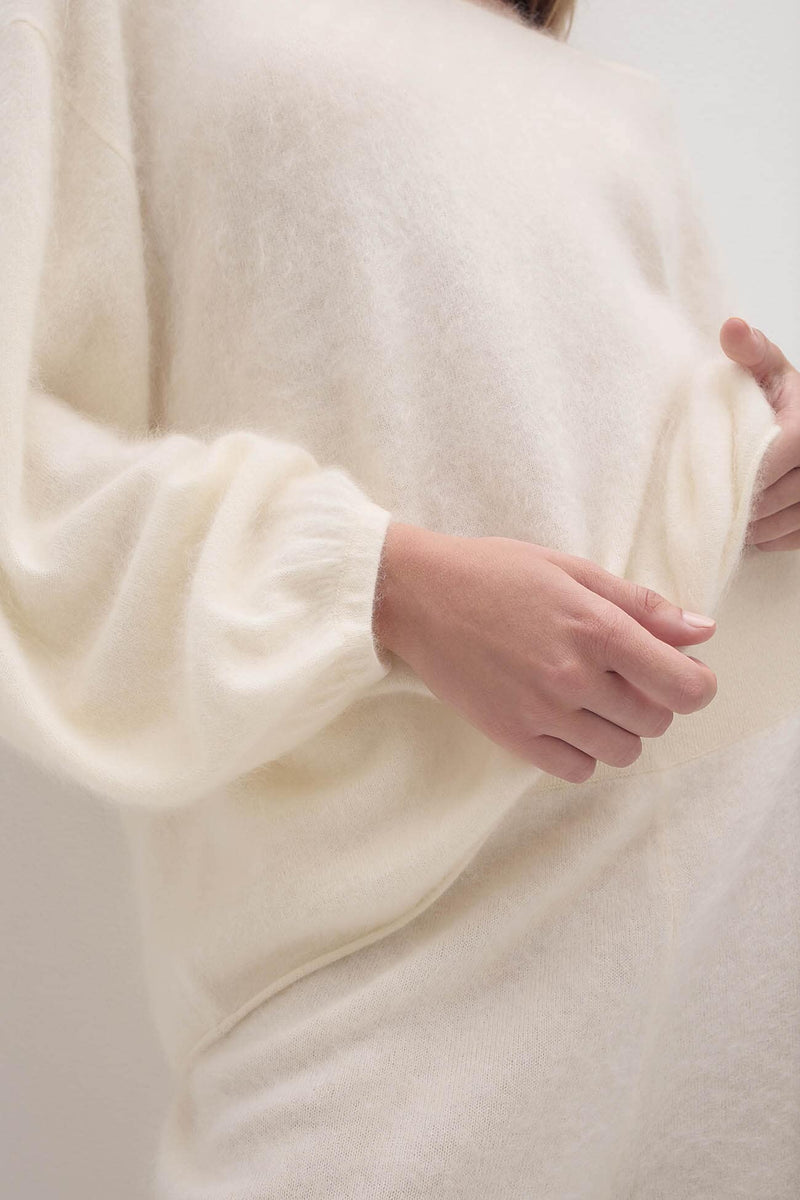 PENELOPE BRUSHED CASHMERE BOATNECK SWEATER