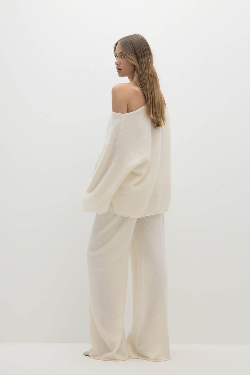 PENELOPE BRUSHED CASHMERE BOATNECK SWEATER