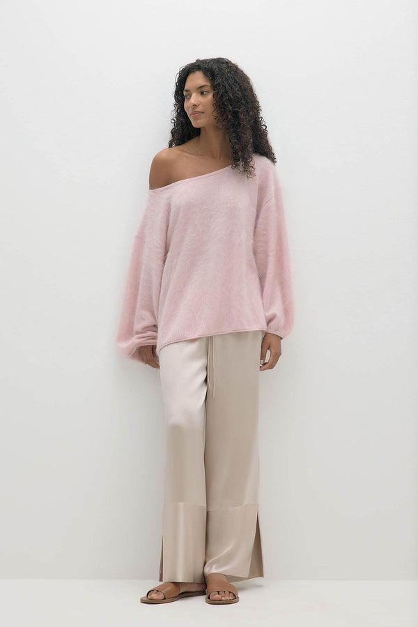 PENELOPE BRUSHED CASHMERE BOATNECK SWEATER